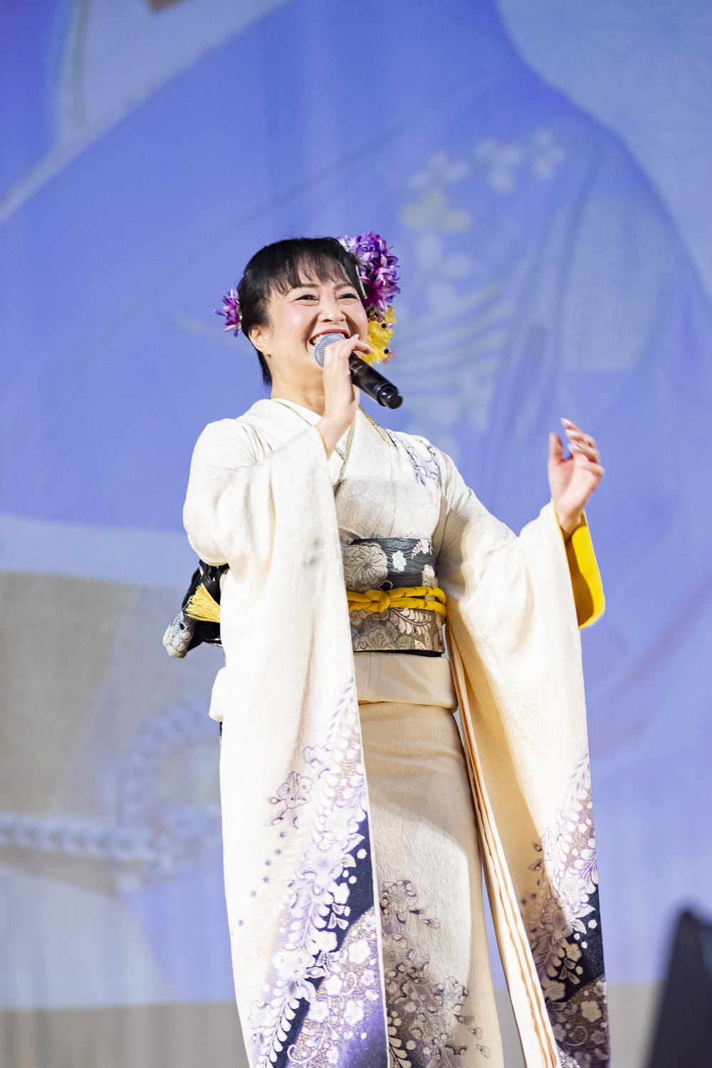 飛鳥とも美が4年越しの願いを実現！ 台湾でデビュー10周年記念コンサートを開催 - カラフル