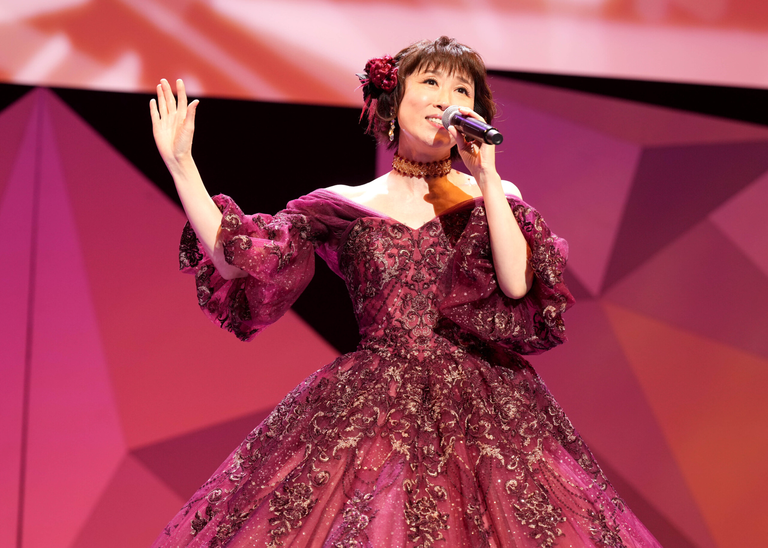 水森かおりがメモリアルコンサートを開催。今年は 全国5カ所で初めて 
